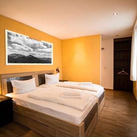 Hotel Stadtschaenke Вальсроде Экстерьер фото